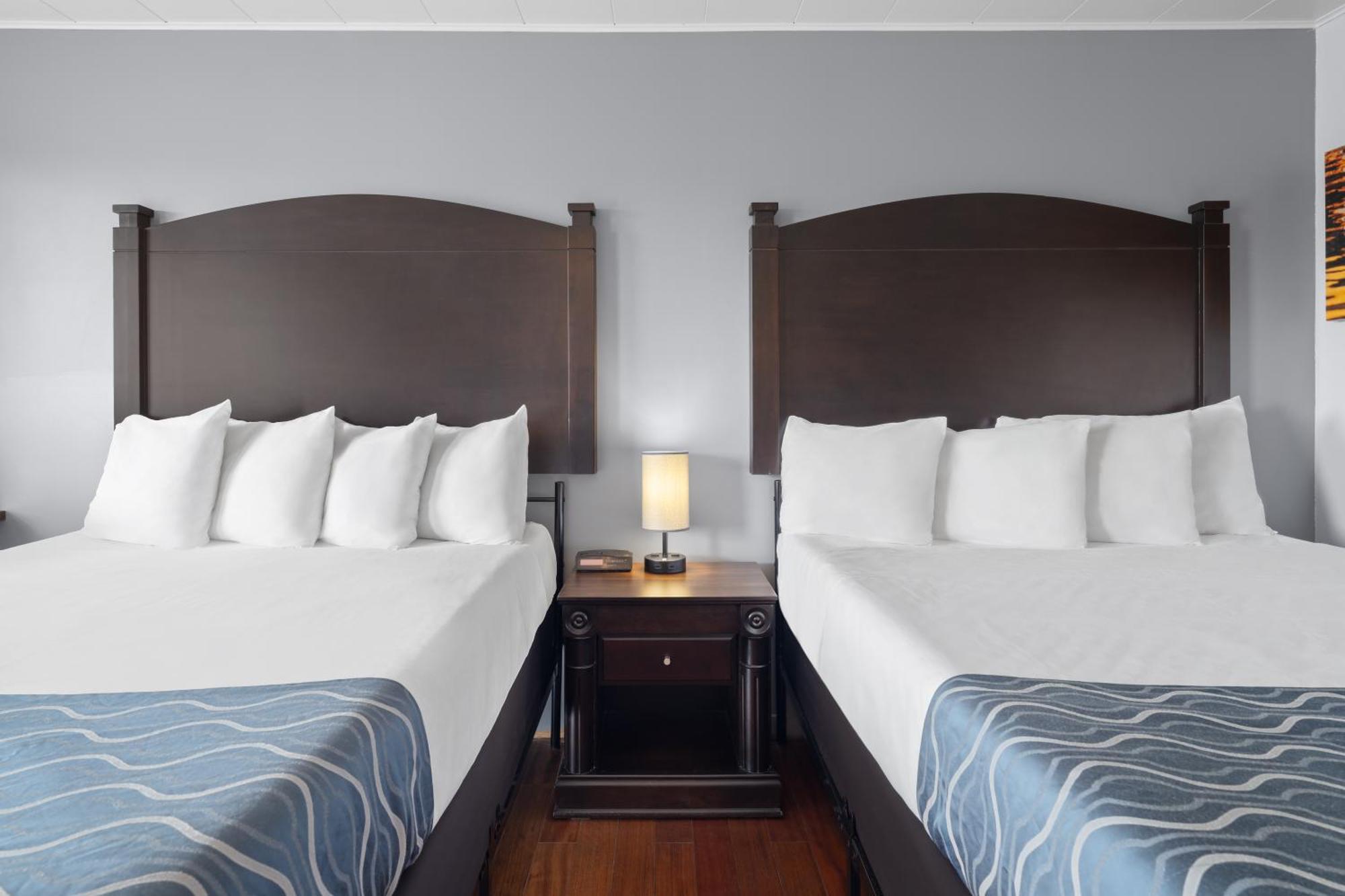 Travelodge By Wyndham Motel