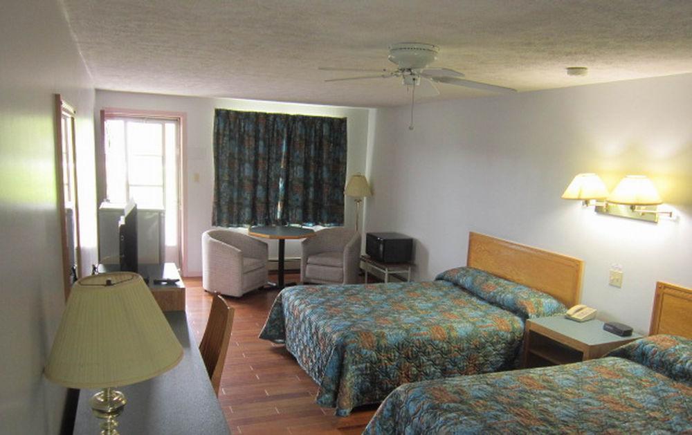 Travelodge By Wyndham Motel